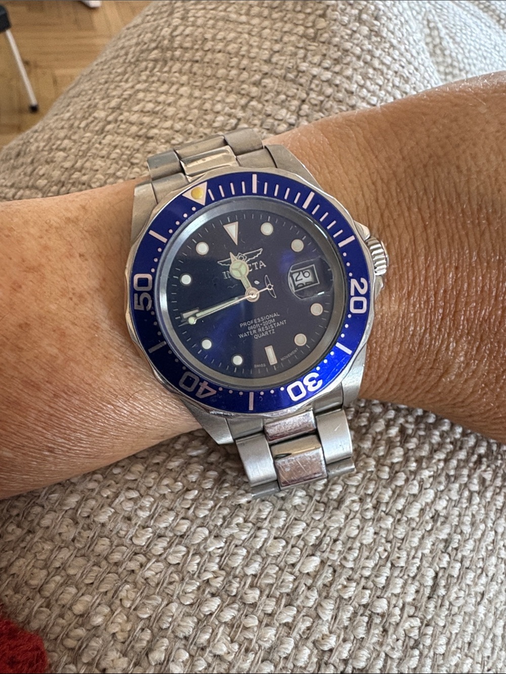 INVICTA WATCH - never worn. Needs battery.